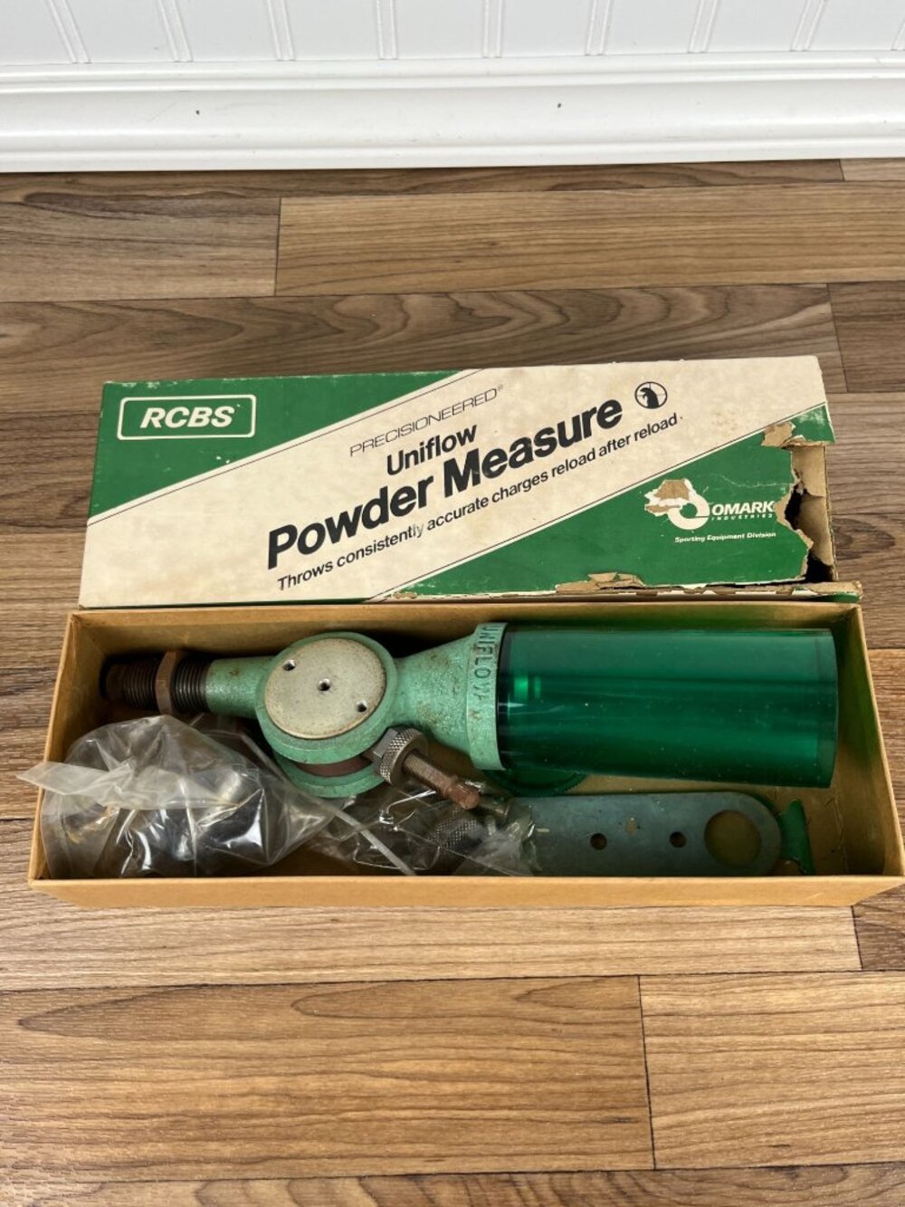 RCBS Uniflow Powder Measure With Cylinder in original box